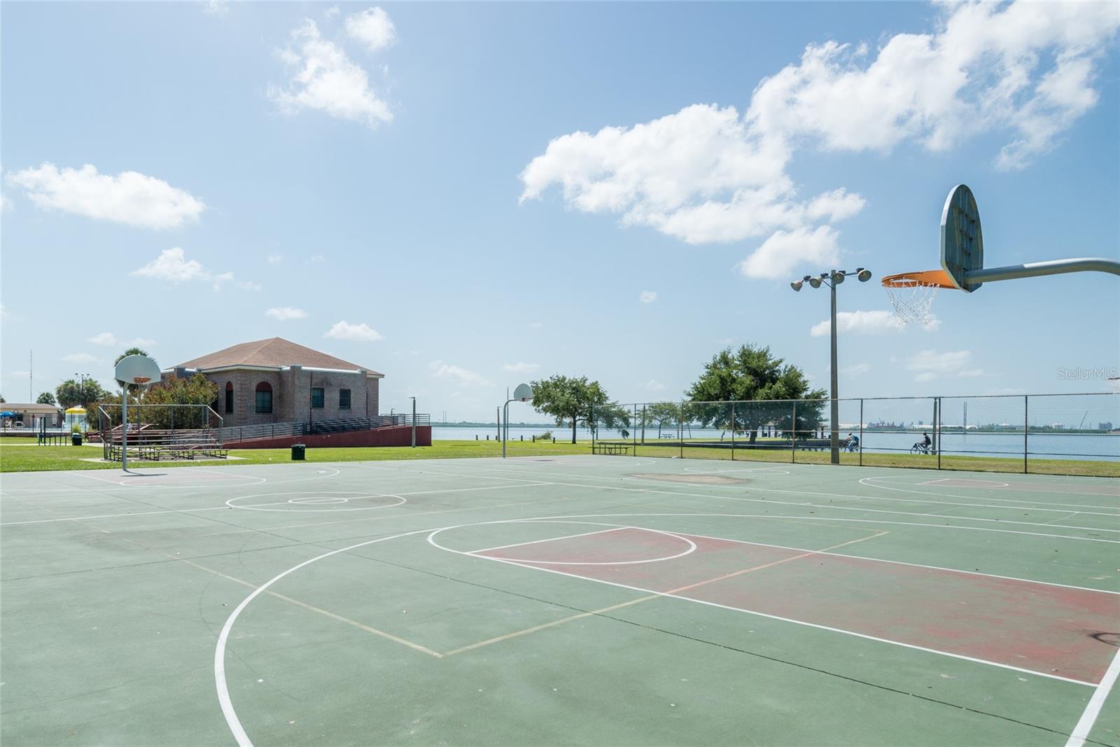 EAST TAMPA BLOCKS 1 TO 40 - Land