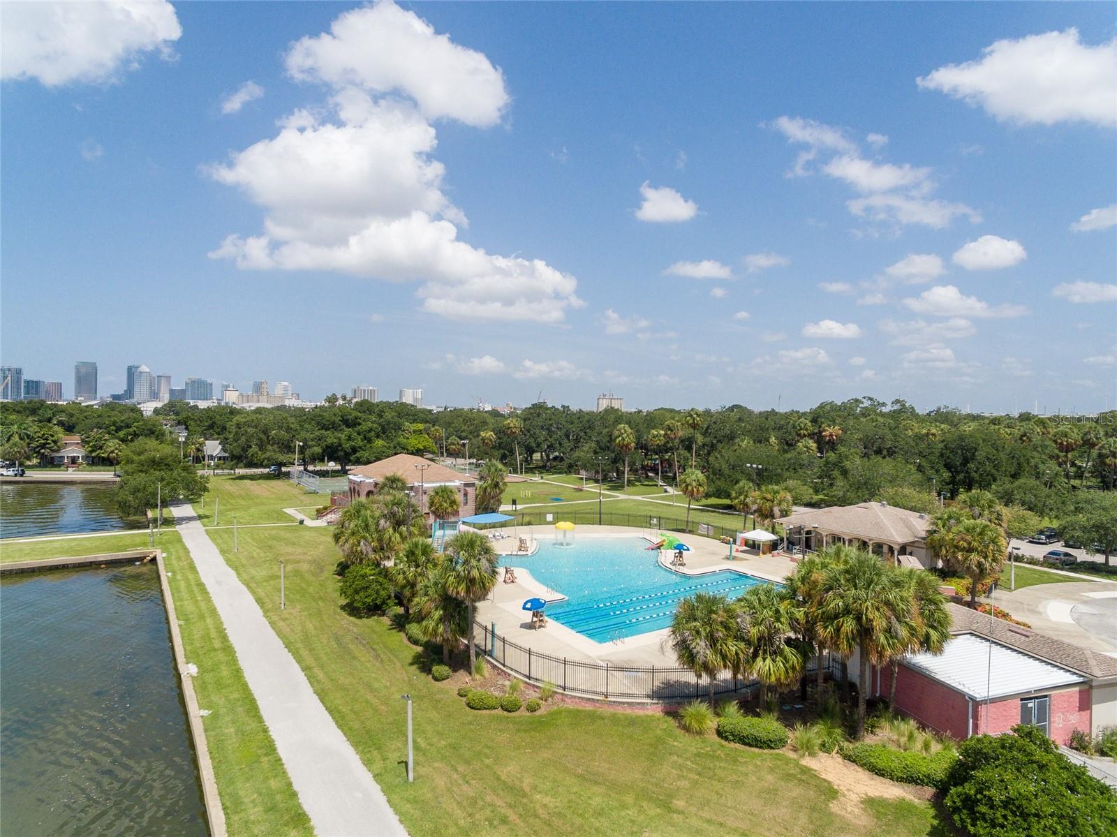 EAST TAMPA BLOCKS 1 TO 40 - Land
