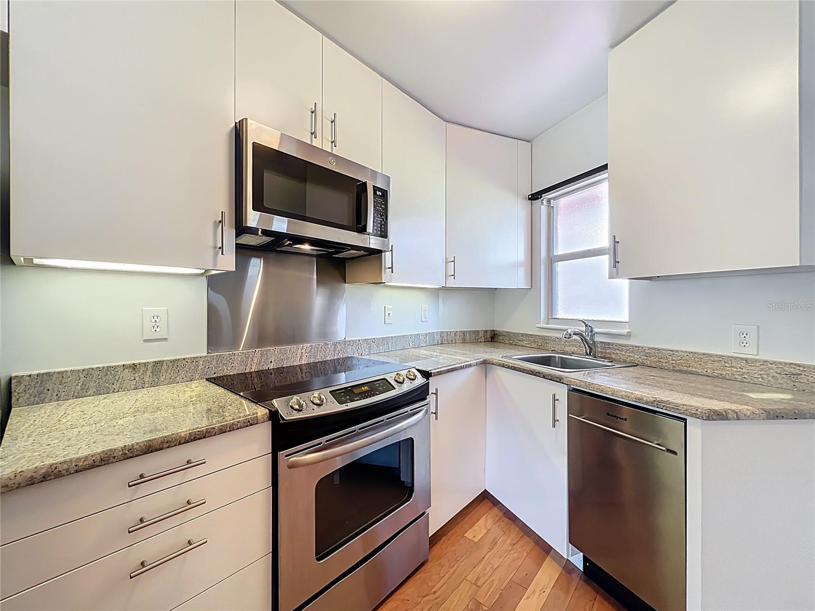 PARK AIRE CONDO - Residential Lease