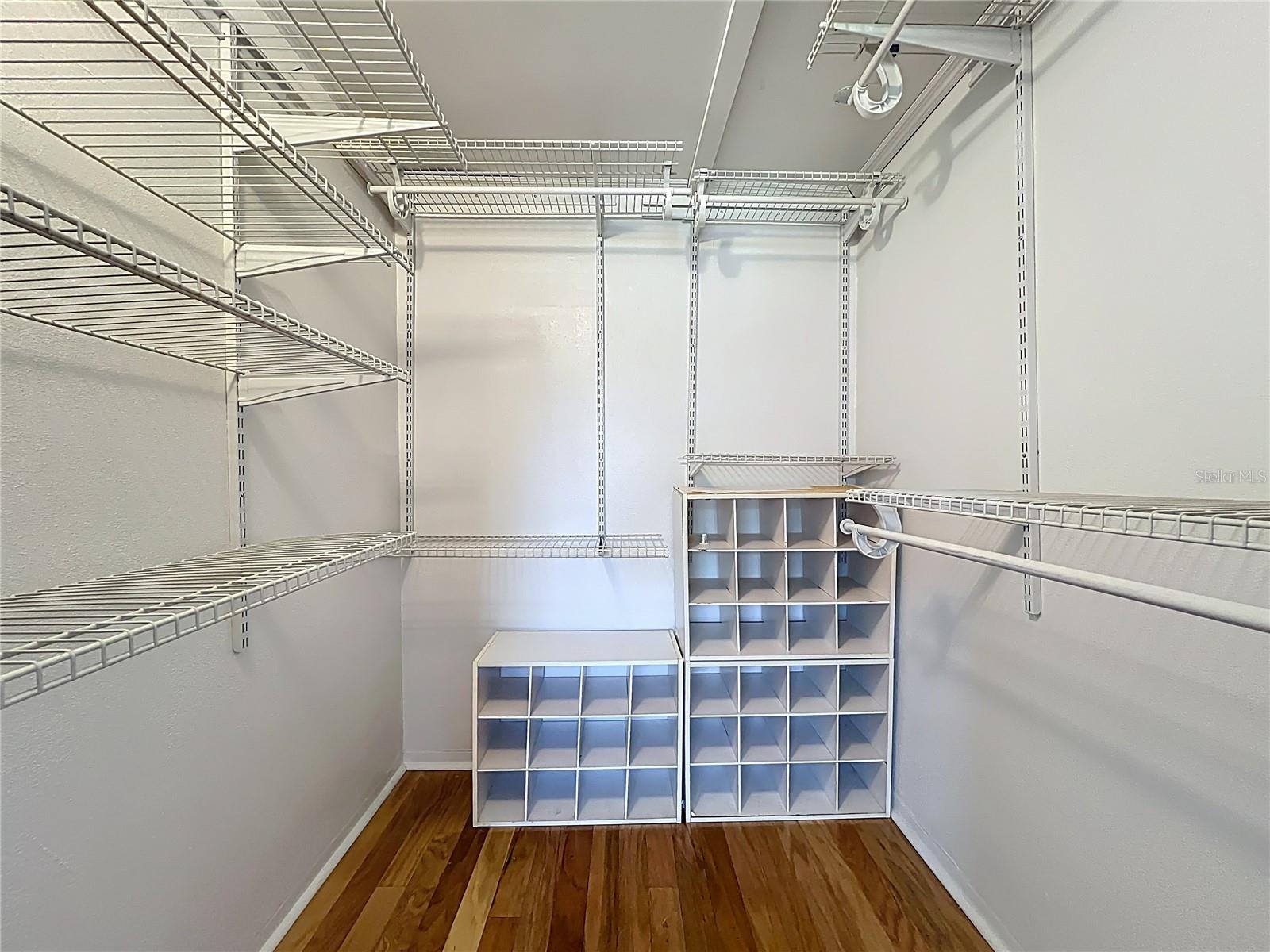 PARK AIRE CONDO - Residential Lease