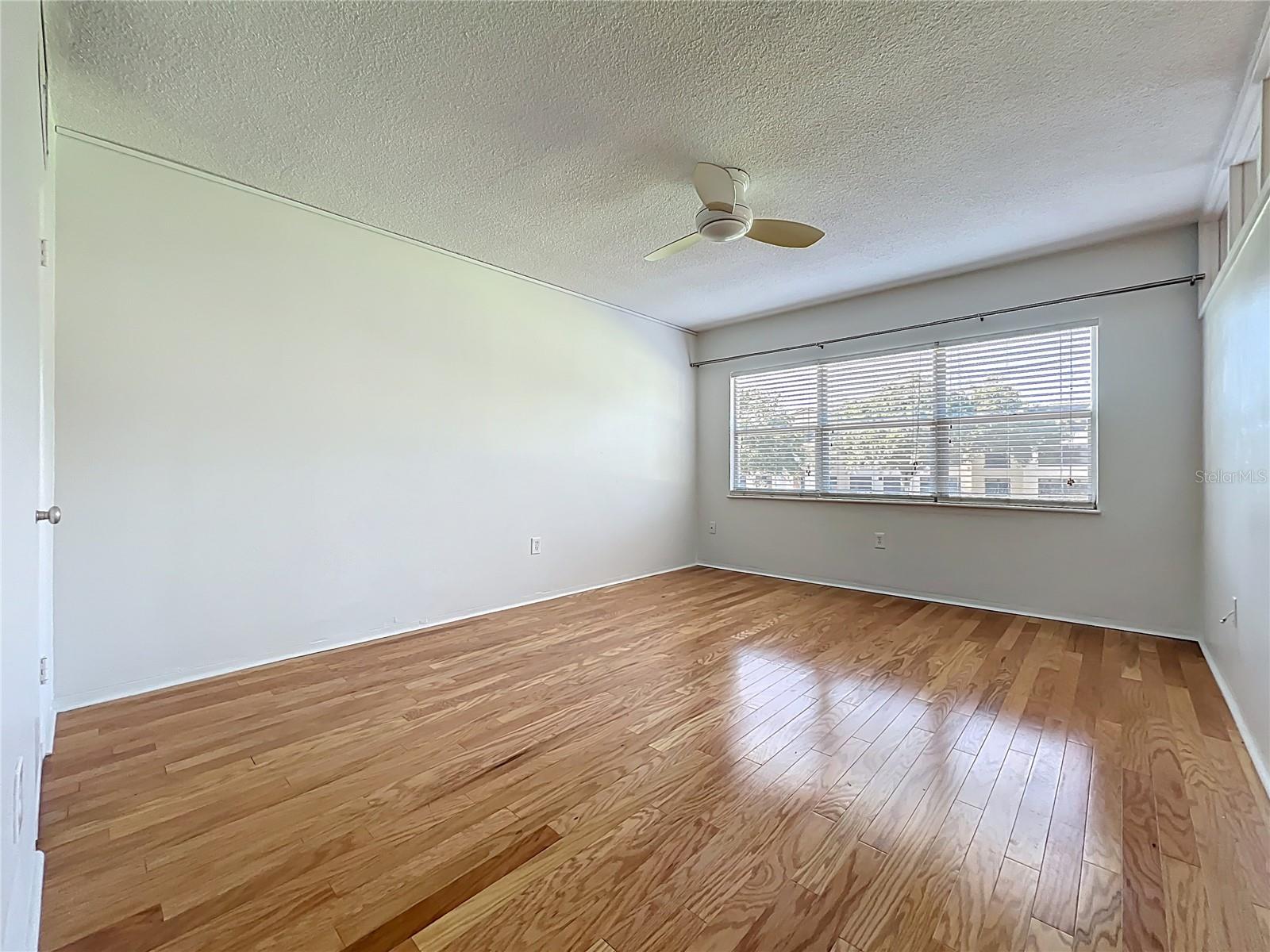 PARK AIRE CONDO - Residential Lease