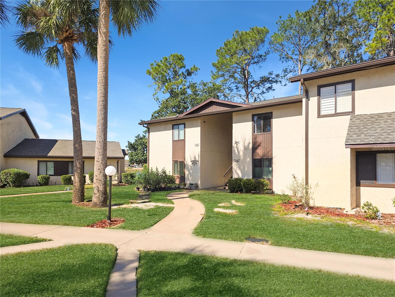 LAKES VILAGE WEST - Residential