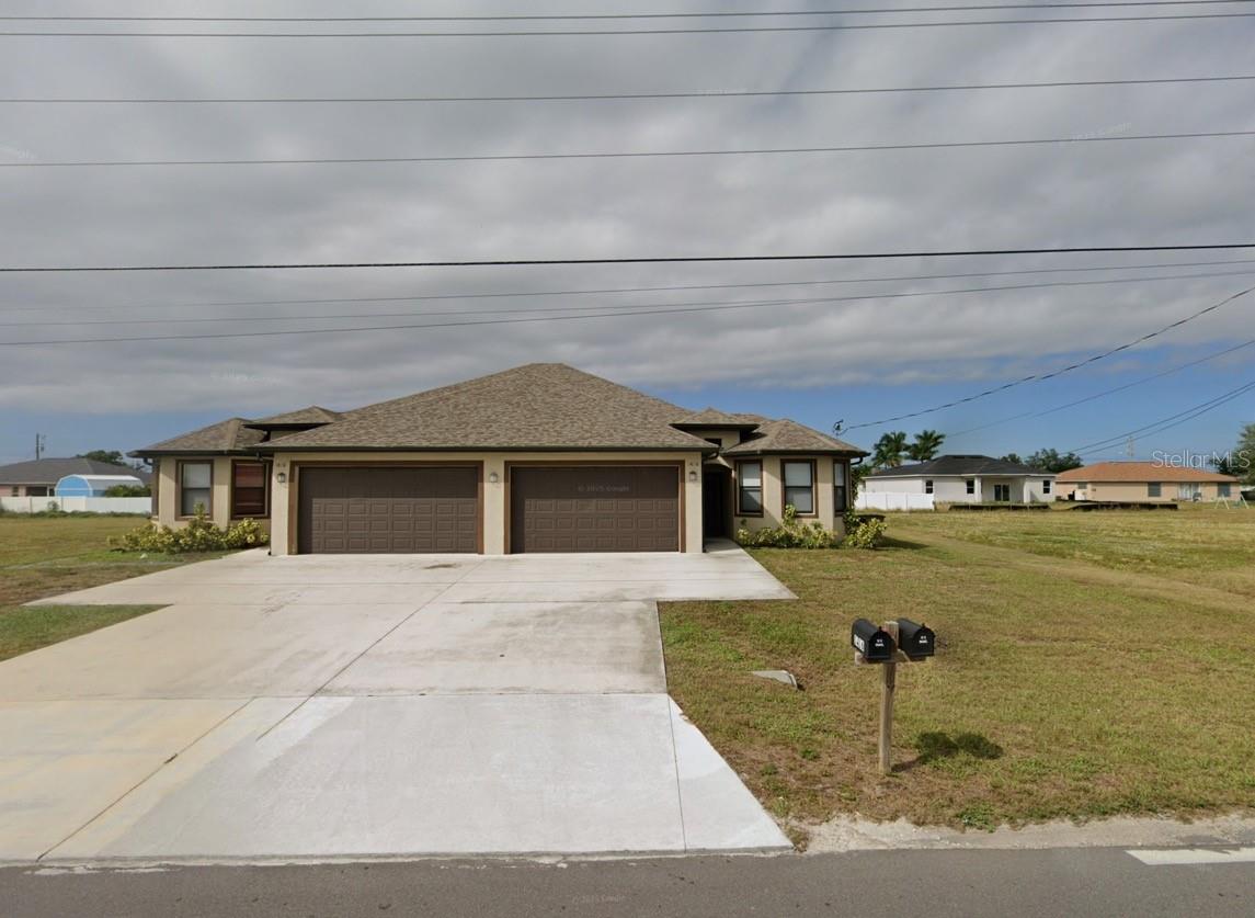 CAPE CORAL - Land