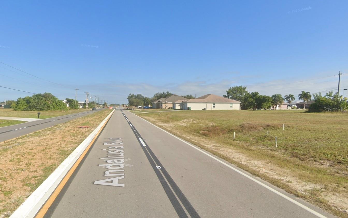 CAPE CORAL - Land