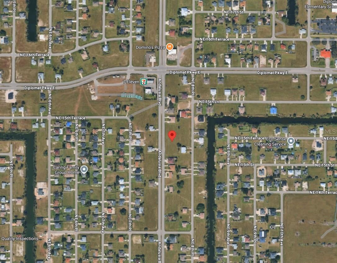 CAPE CORAL - Land