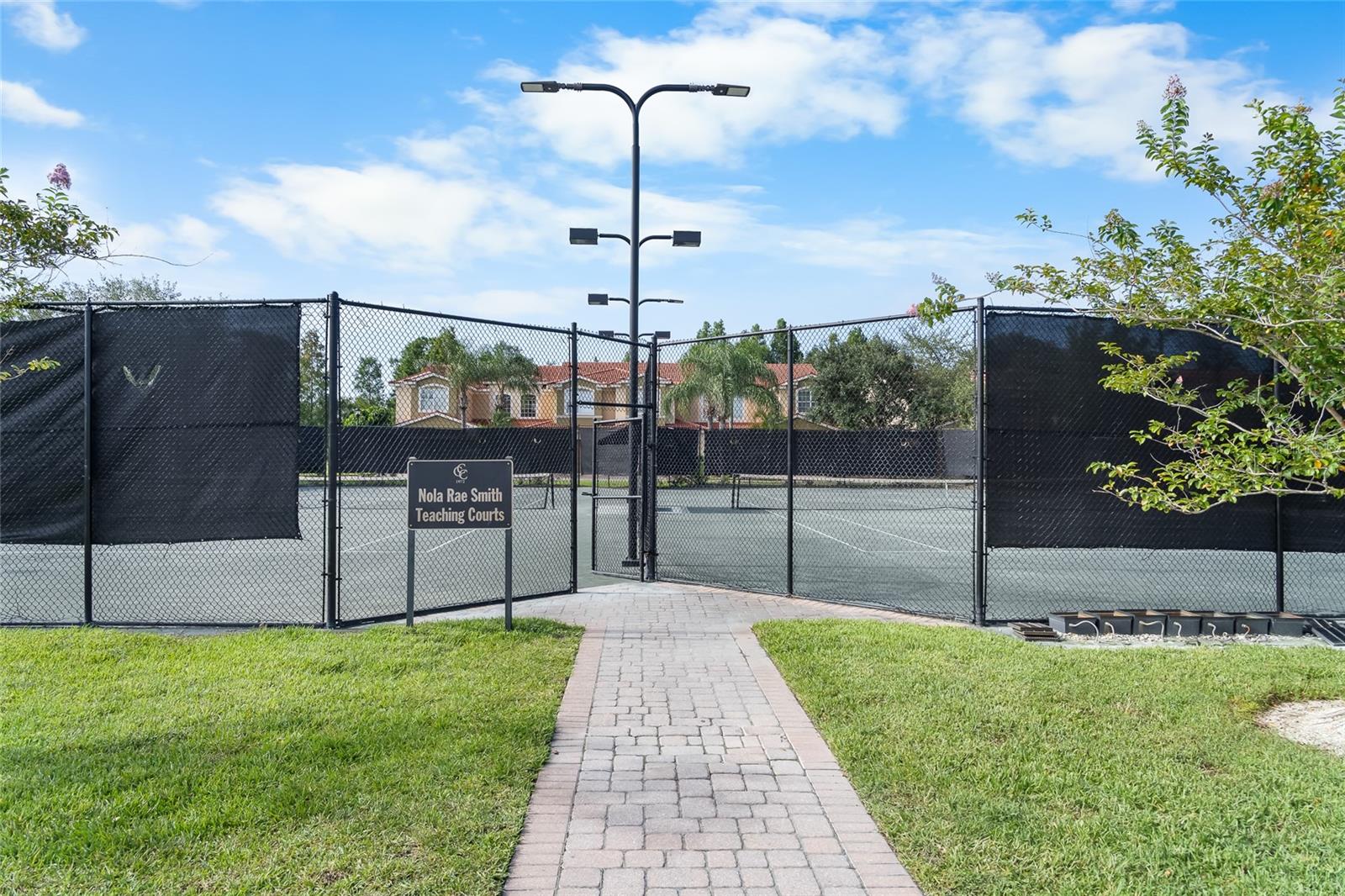 EMERALD GREEN VILLAS A CONDO - Residential
