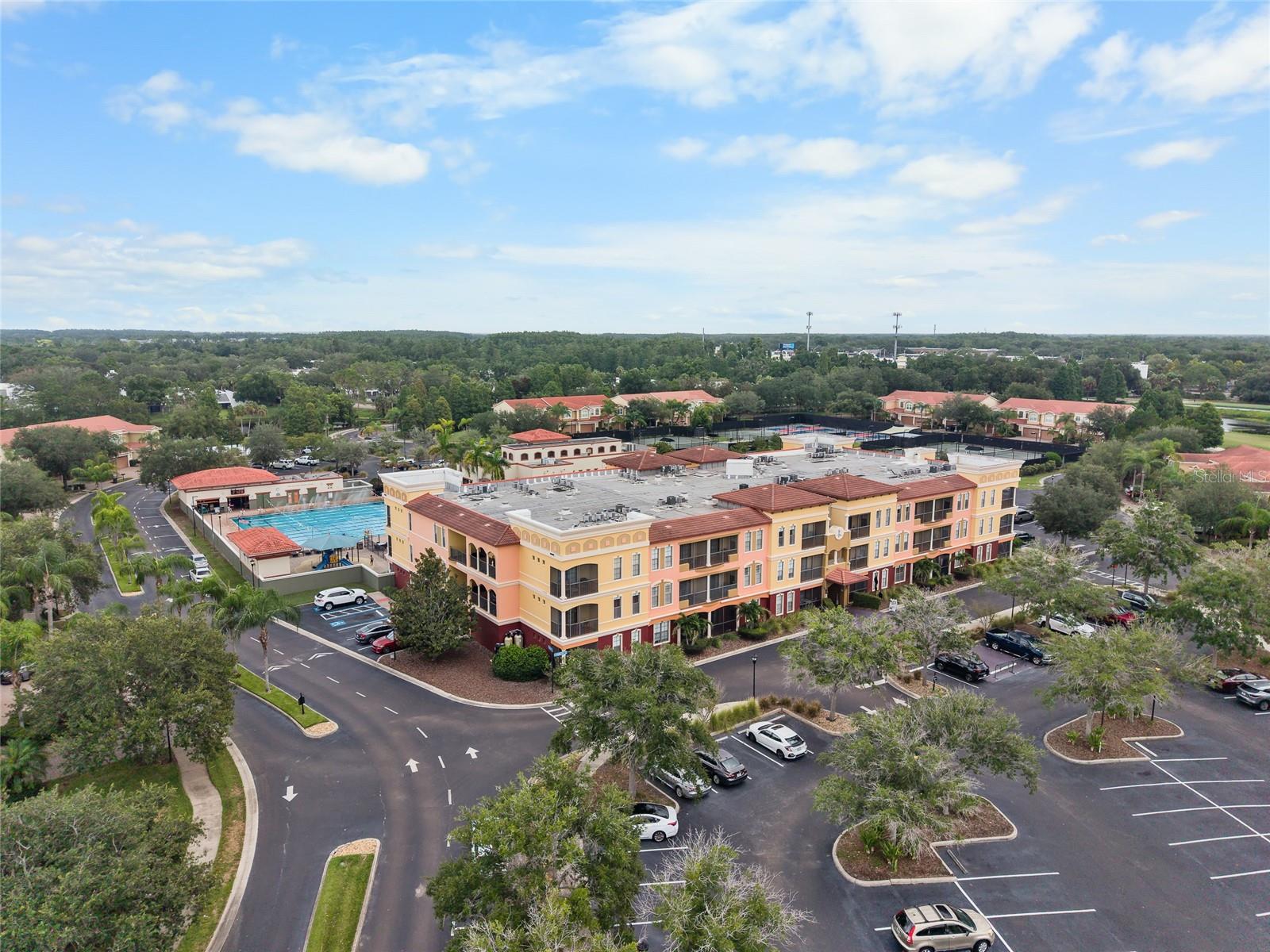 EMERALD GREEN VILLAS A CONDO - Residential