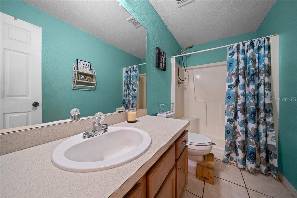 SILVER SPRINGS SHORES - Residential