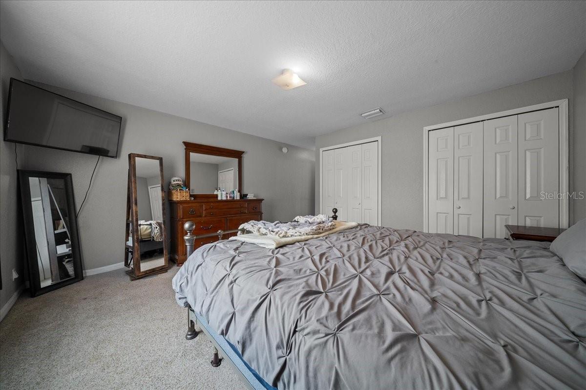 SILVER SPRINGS SHORES - Residential