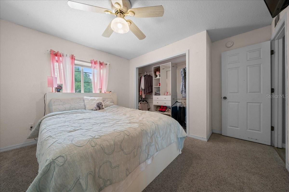 SILVER SPRINGS SHORES - Residential