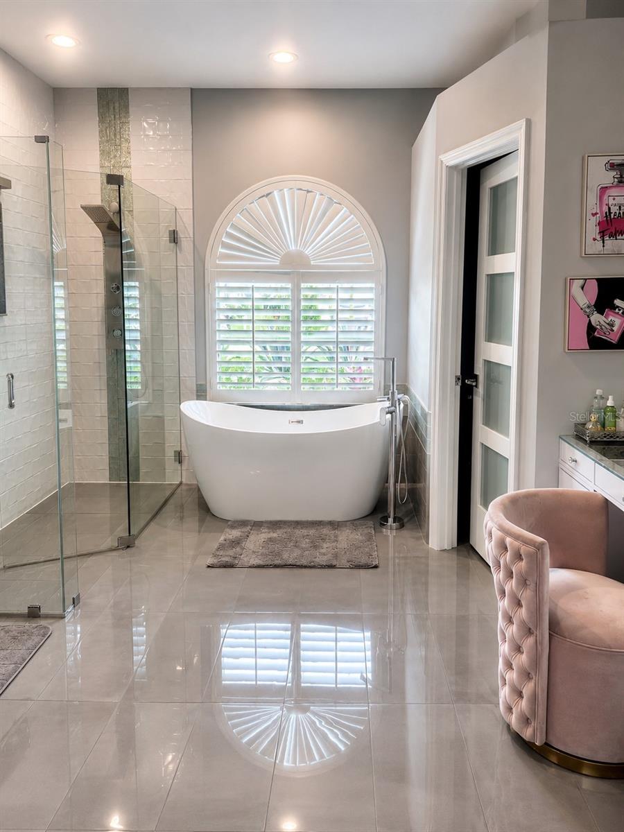 PARK TRACE ESTATES - Residential