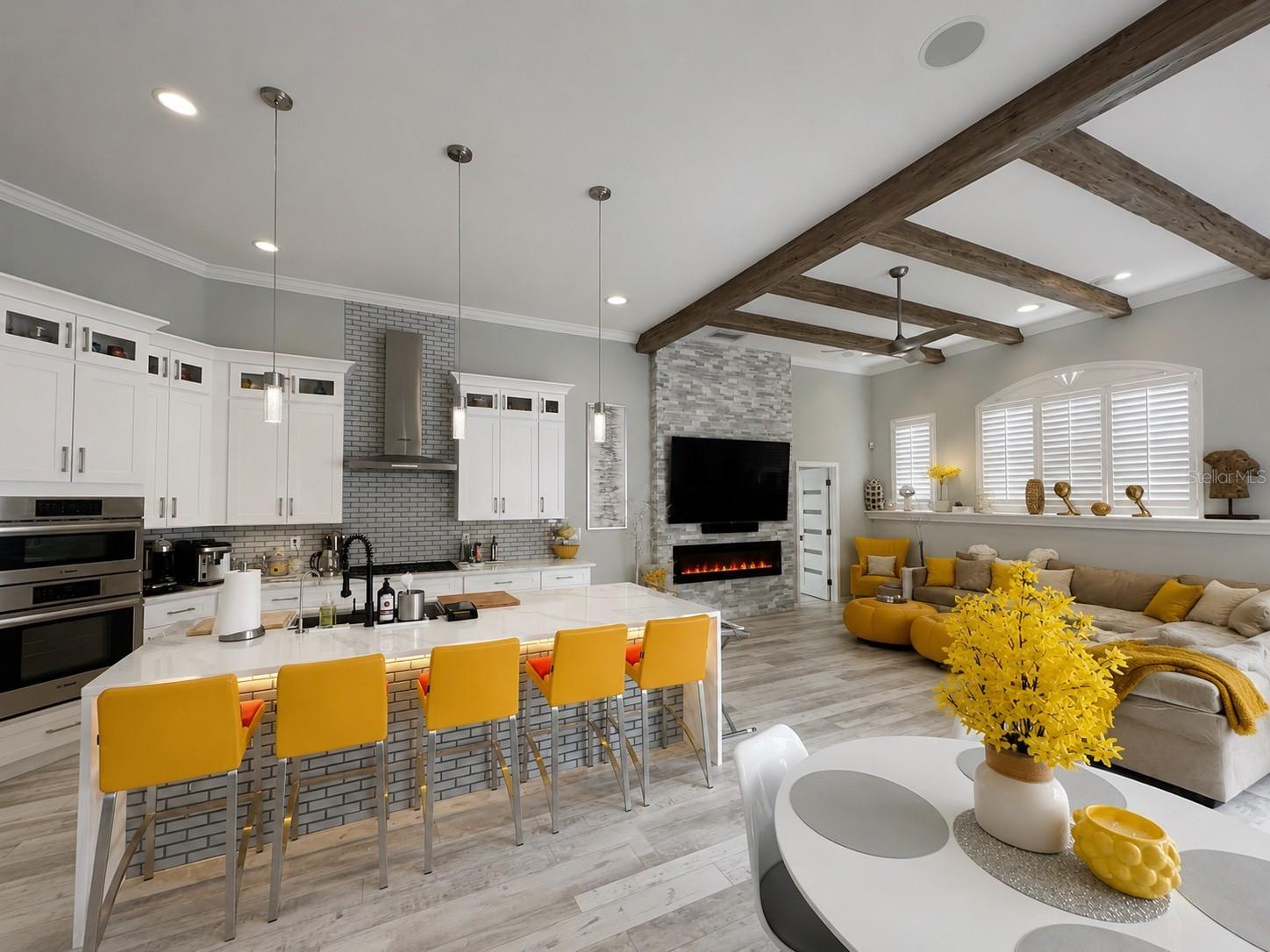 PARK TRACE ESTATES - Residential