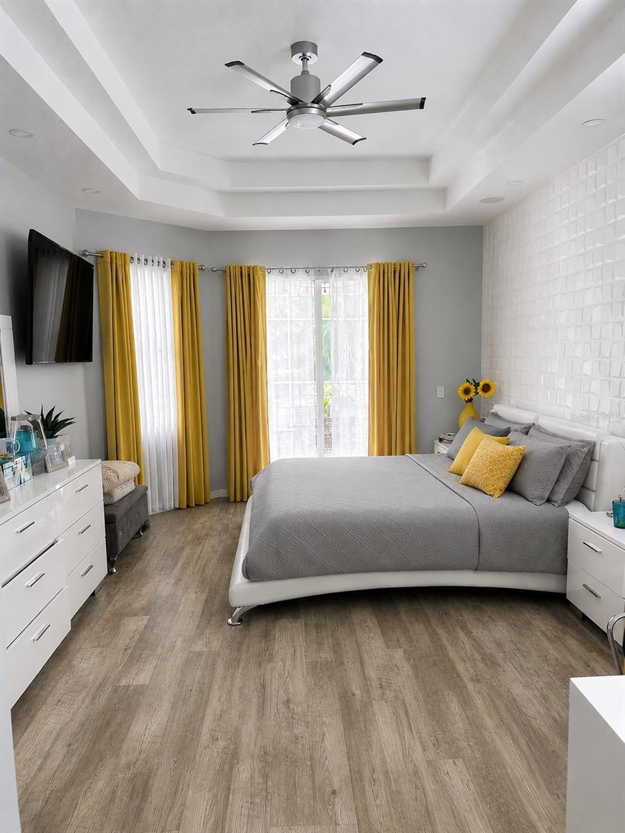 PARK TRACE ESTATES - Residential