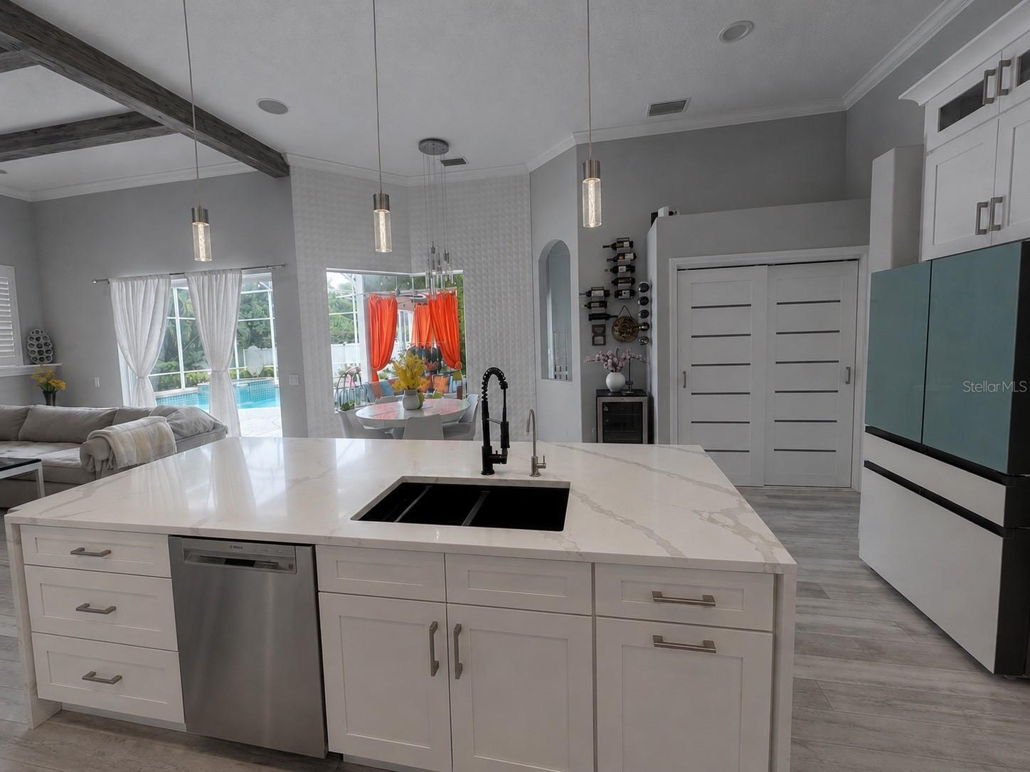 PARK TRACE ESTATES - Residential