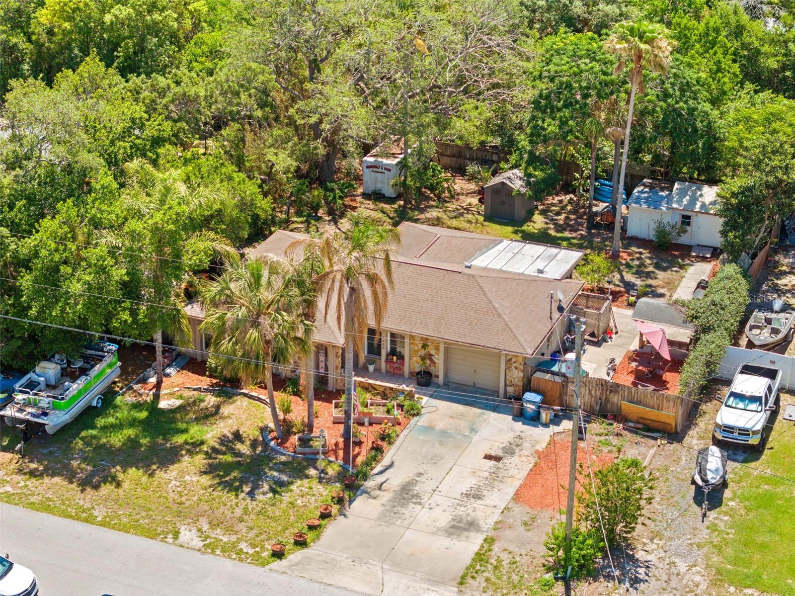 SPRING HILL - Residential