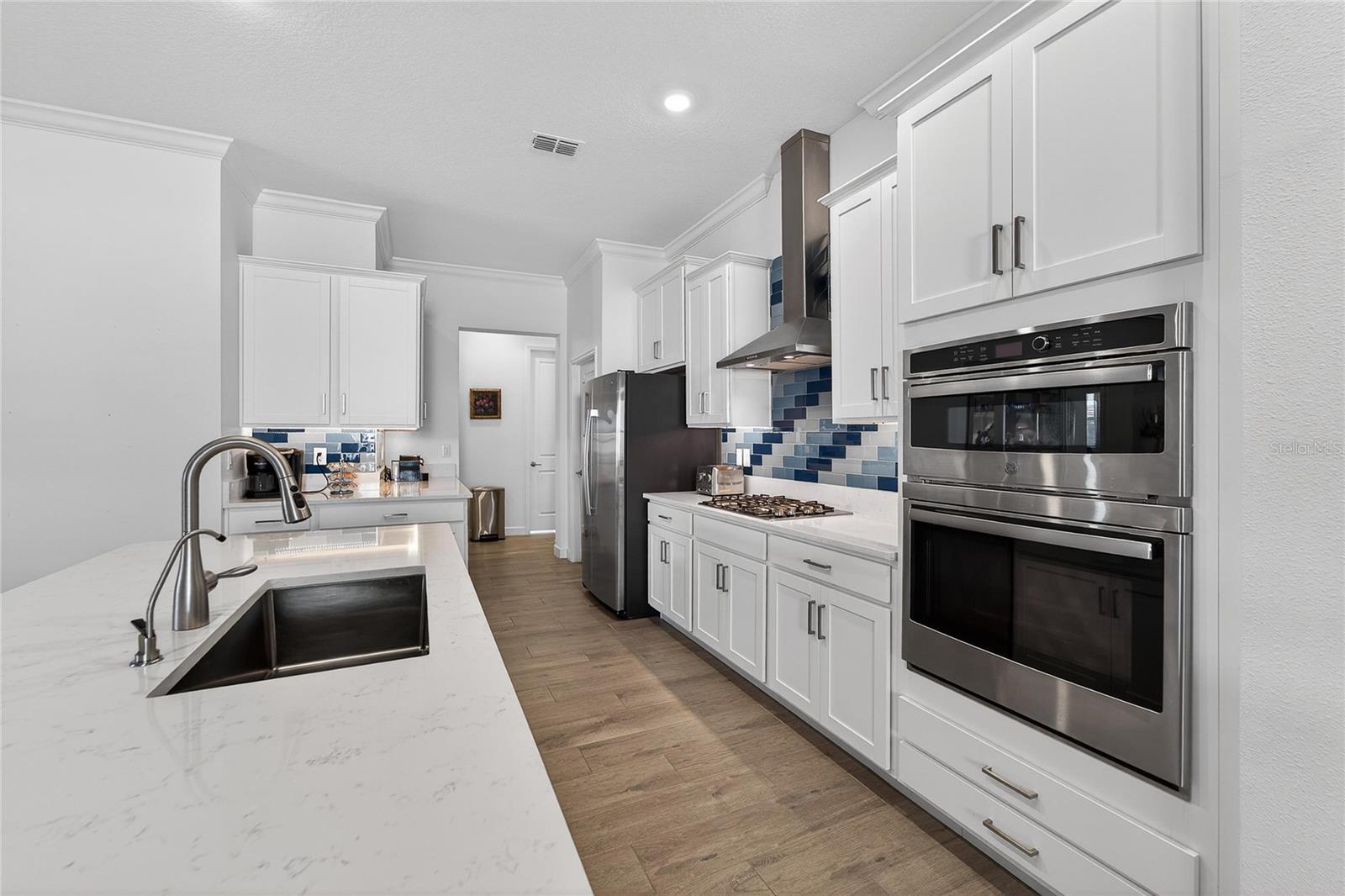 FOREST BROOKE ACTIVE ADULT PH - Residential Lease