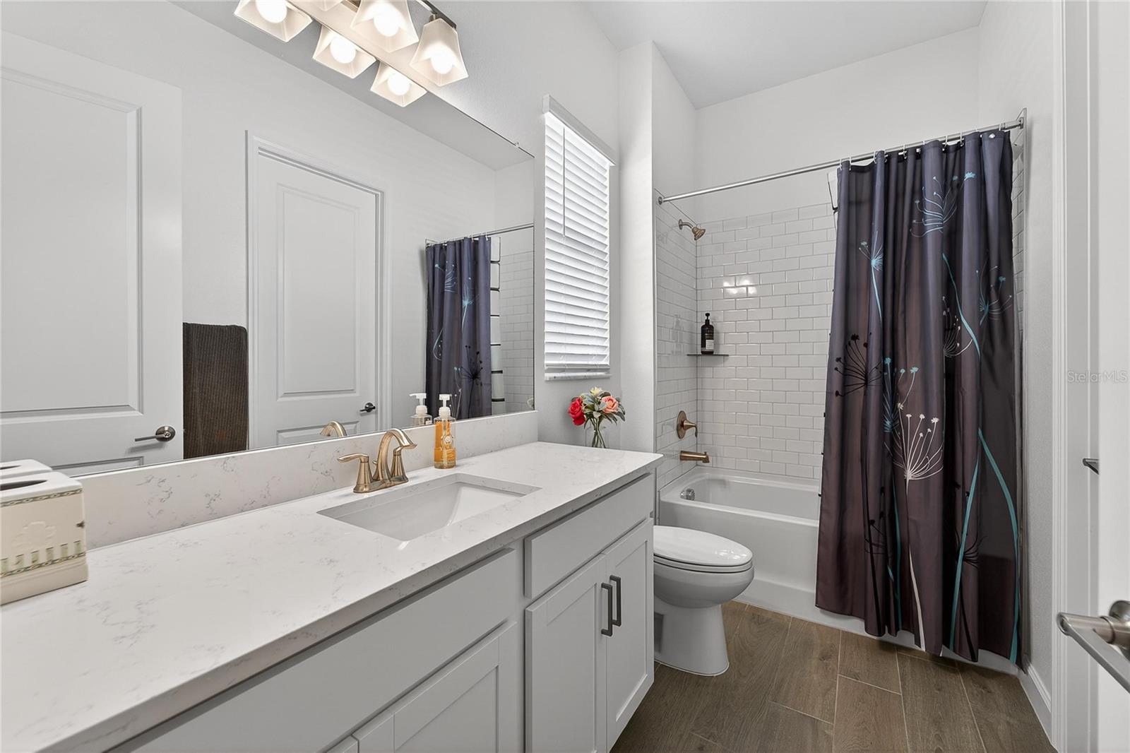 FOREST BROOKE ACTIVE ADULT PH - Residential Lease