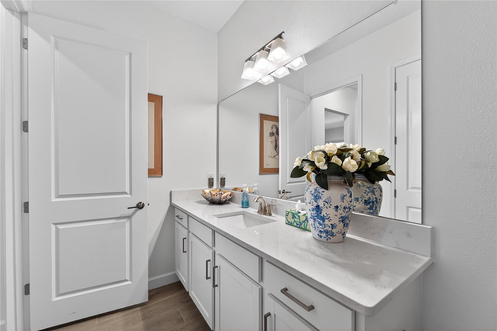 FOREST BROOKE ACTIVE ADULT PH - Residential Lease