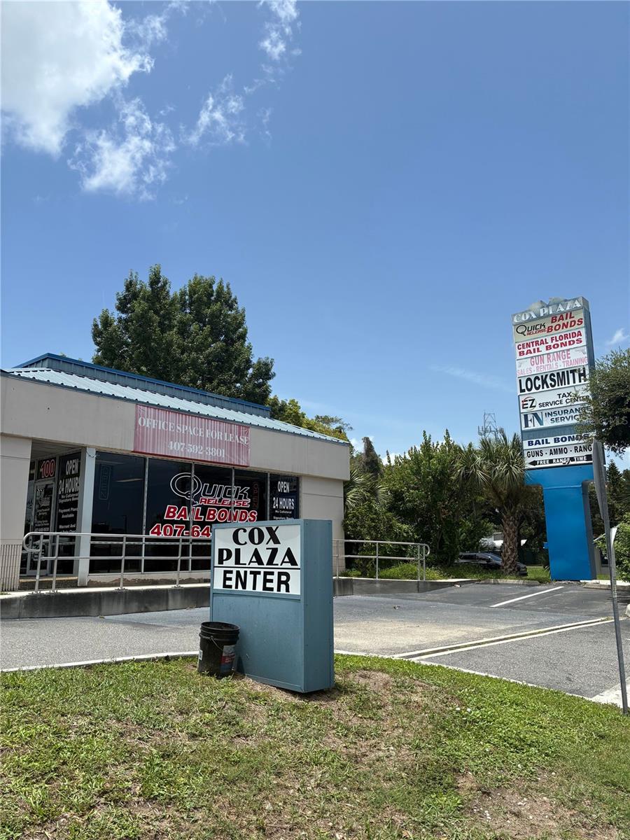 2911 39th Street is an 8 unit plaza near I-4 and John Young Pkwy.  We currently have one office available.  Approximately 600 sq feet.  Features main office, back office and bathroom.  Owner will do the buildout to the needs of the client.  We can do multi year leases.  Space is ideal for an insurance or real estate office.  Since we are across from the 33rd Street Jail, several of our leasees do bail bond activities..  Ample parking, good exposure from the road, place for street signage available.  Central A/c.  Owner is negotiable on terms and build out.
Parcel number refers to entire building