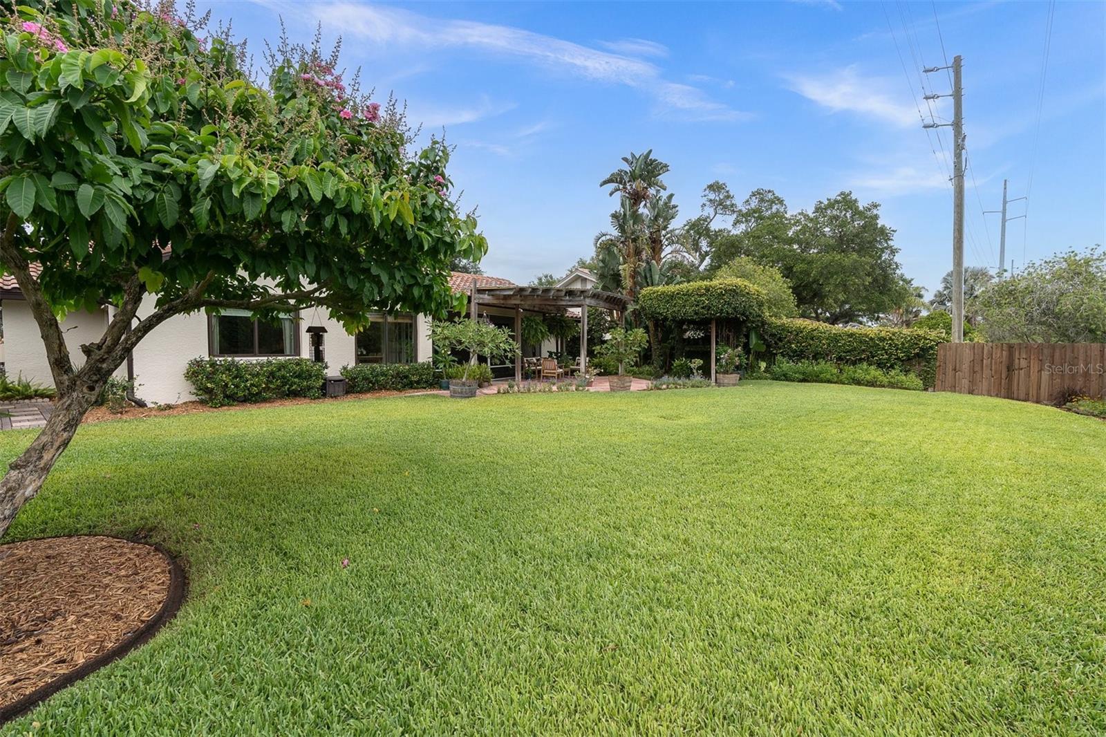 CANTERBURY CHASE - Residential
