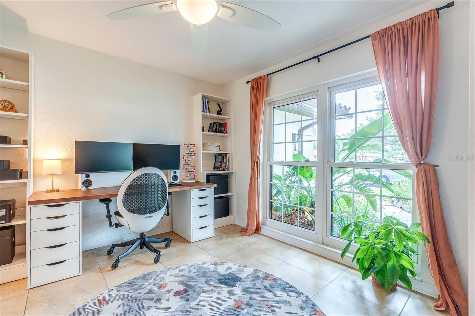 CANTERBURY CHASE - Residential