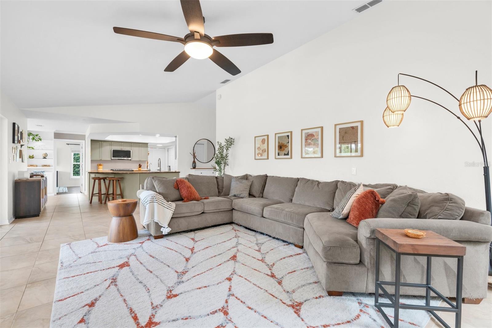 CANTERBURY CHASE - Residential