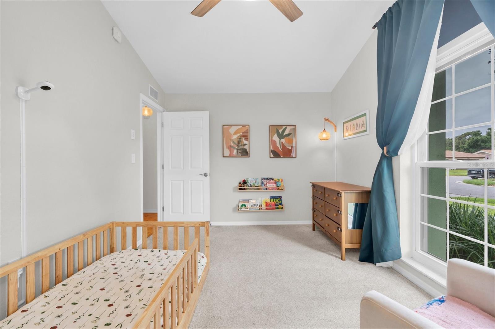 CANTERBURY CHASE - Residential