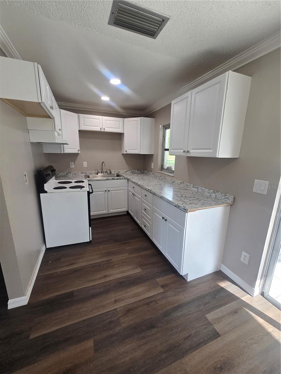 SPRING HILL - Residential Lease