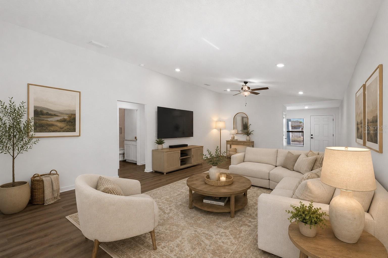 ROYAL HIGHLANDS - Residential