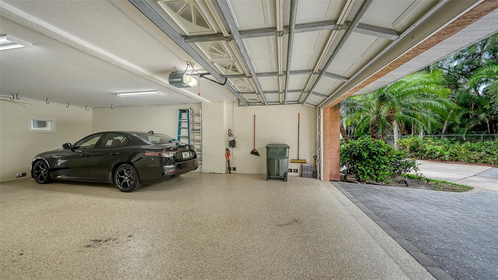 HAMILTON CLUB - Residential