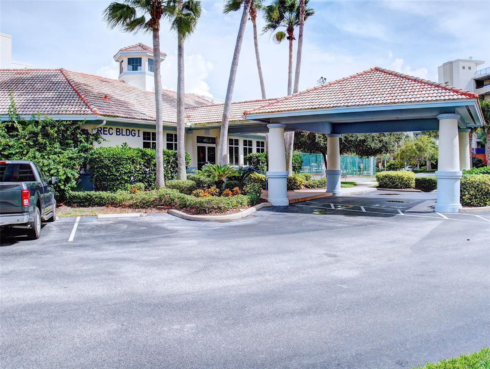 OCEAN WALK/NEW SMYRNA BCH BLDG - Residential