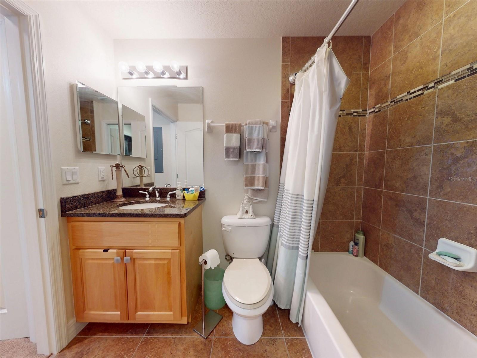 OCEAN WALK/NEW SMYRNA BCH BLDG - Residential