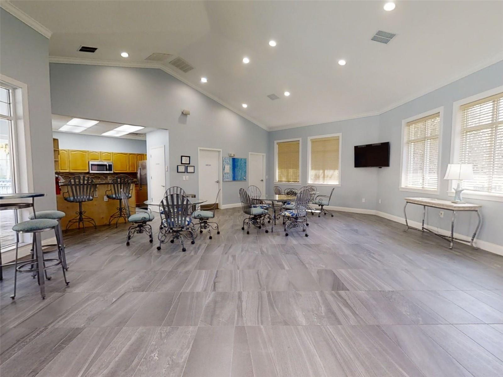 OCEAN WALK/NEW SMYRNA BCH BLDG - Residential
