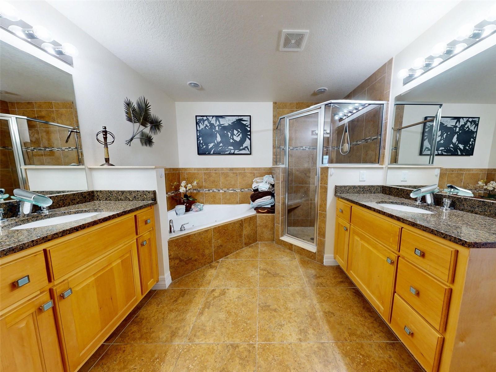 OCEAN WALK/NEW SMYRNA BCH BLDG - Residential
