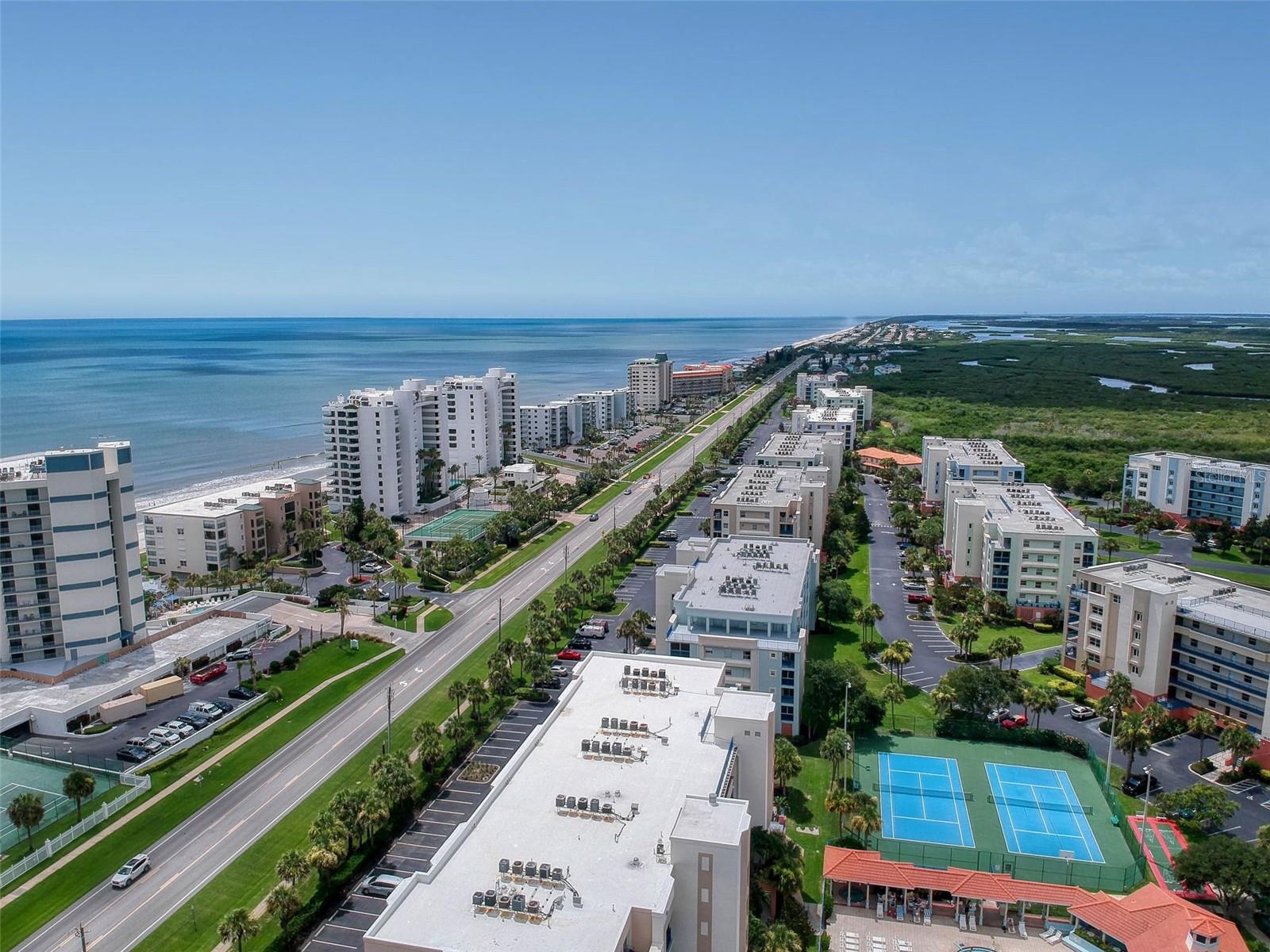 OCEAN WALK/NEW SMYRNA BCH BLDG - Residential