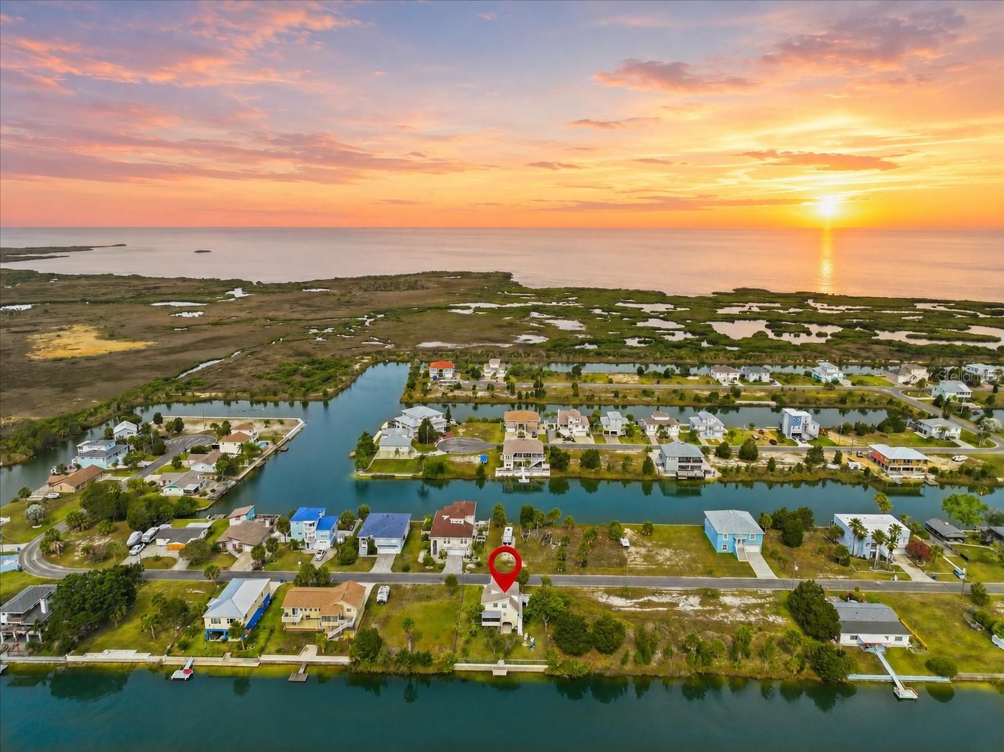 HERNANDO BEACH - Residential