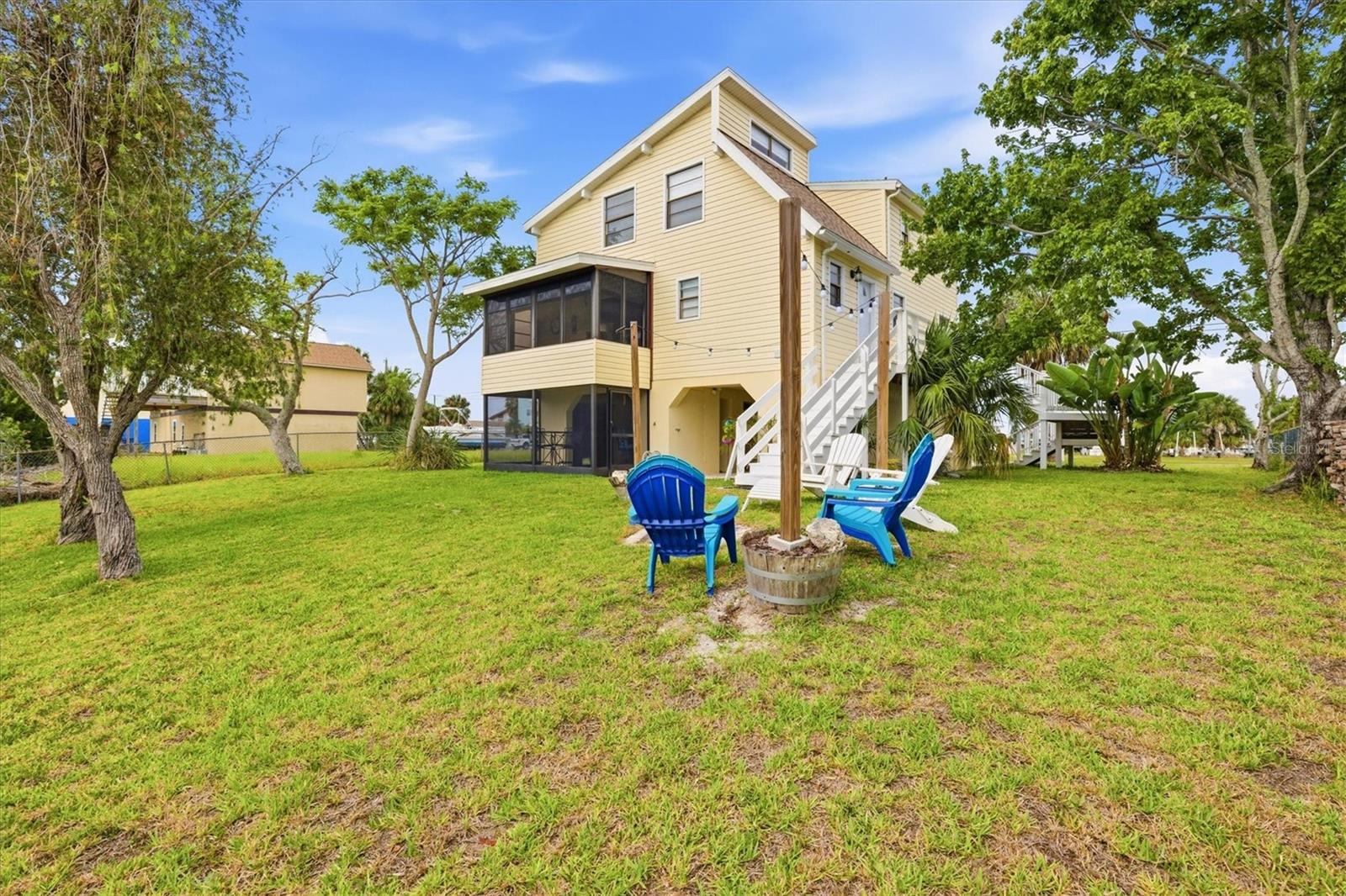 HERNANDO BEACH - Residential