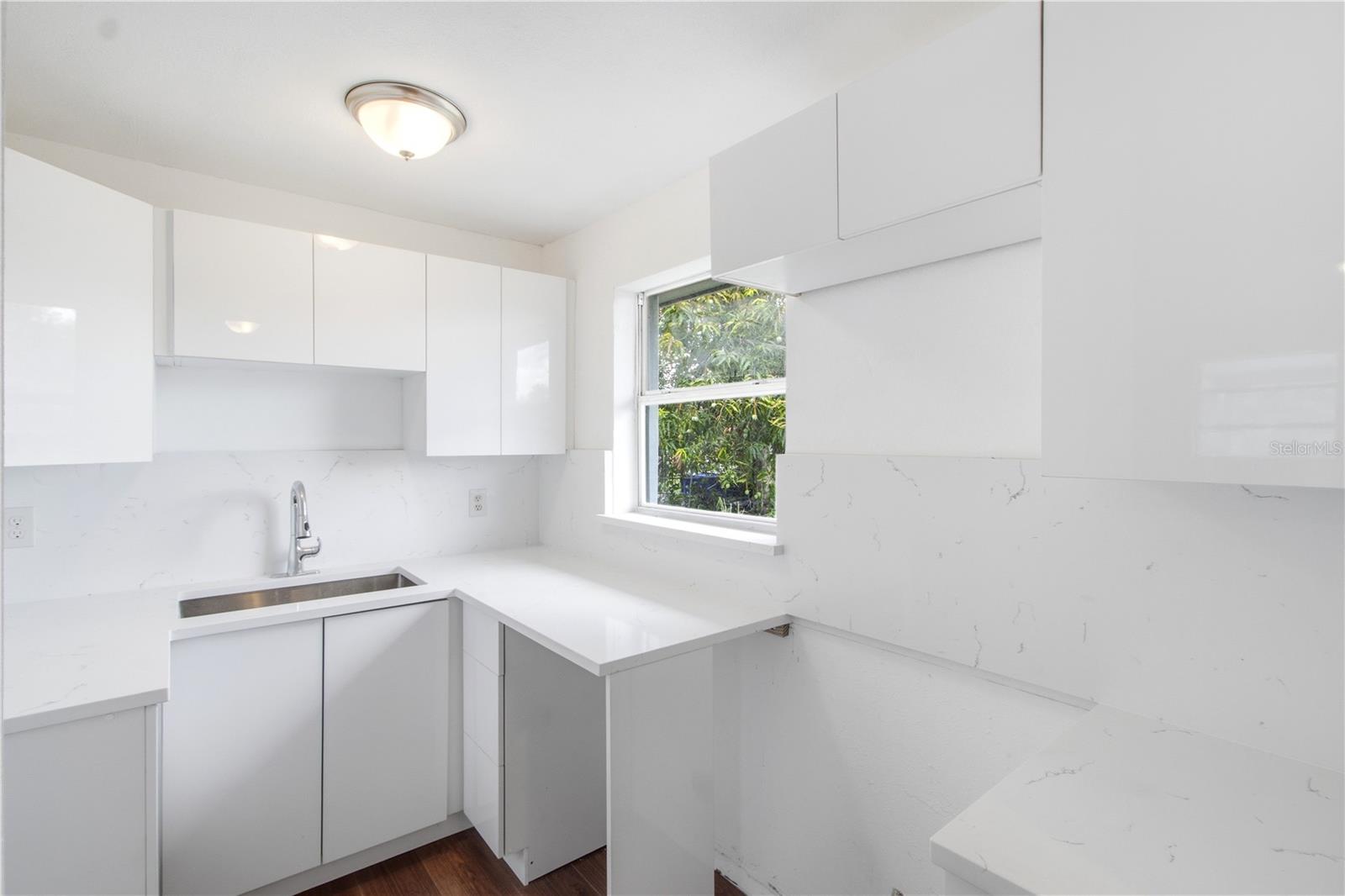 MEADOW LAWN REP - Residential