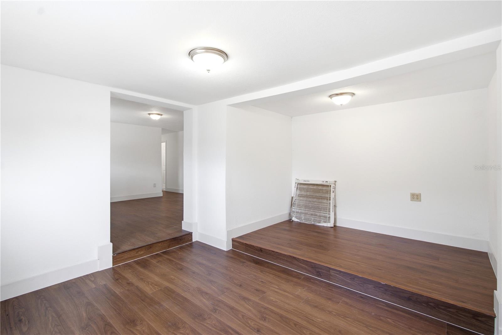 MEADOW LAWN REP - Residential