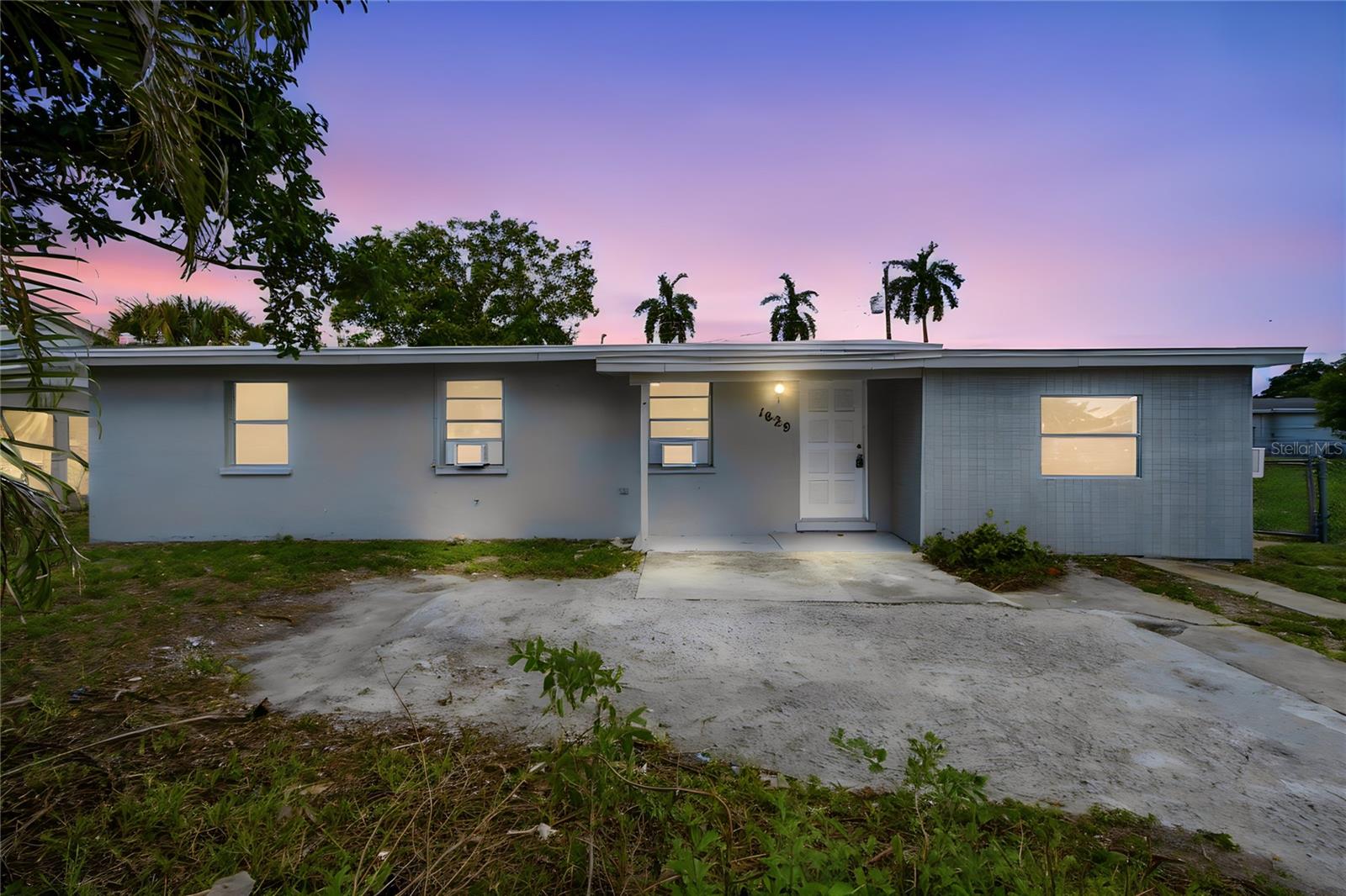 Situated on a generous lot in one of Fort Myers' sought-after established neighborhoods, this home offers a wonderful opportunity for homeowners and investors alike. The property features a comfortable, functional layout with a spacious yard perfect for soaking up the Southwest Florida sunshine, entertaining, or simply enjoying the privacy of your own outdoor retreat. Minutes from the vibrant Downtown River District, you'll enjoy waterfront dining along the Caloosahatchee River, live entertainment, local boutiques, and art galleries right at your fingertips. Outdoor lovers will appreciate easy access to Six Mile Cypress Slough Preserve, world-class fishing, and paddling trails. And when the weekend calls, Sanibel Island and Cape Coral's stunning Gulf beaches are just a short drive away.
The best of Southwest Florida living — all within reach. Schedule your showing today!