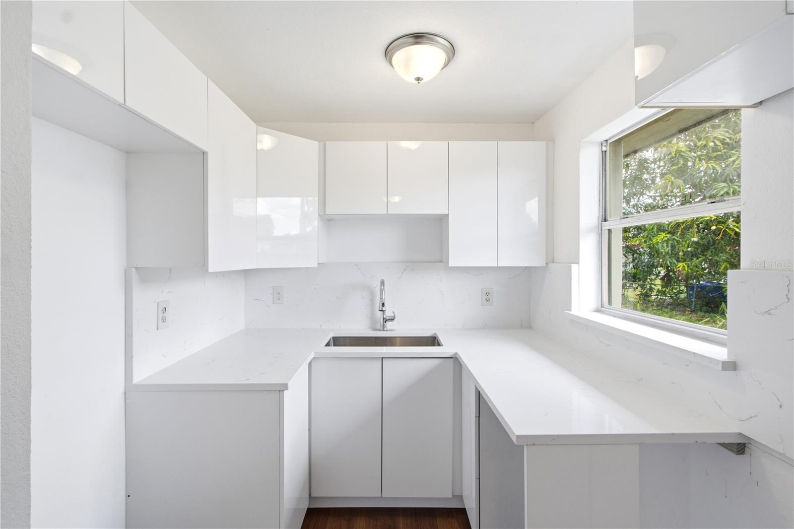 MEADOW LAWN REP - Residential