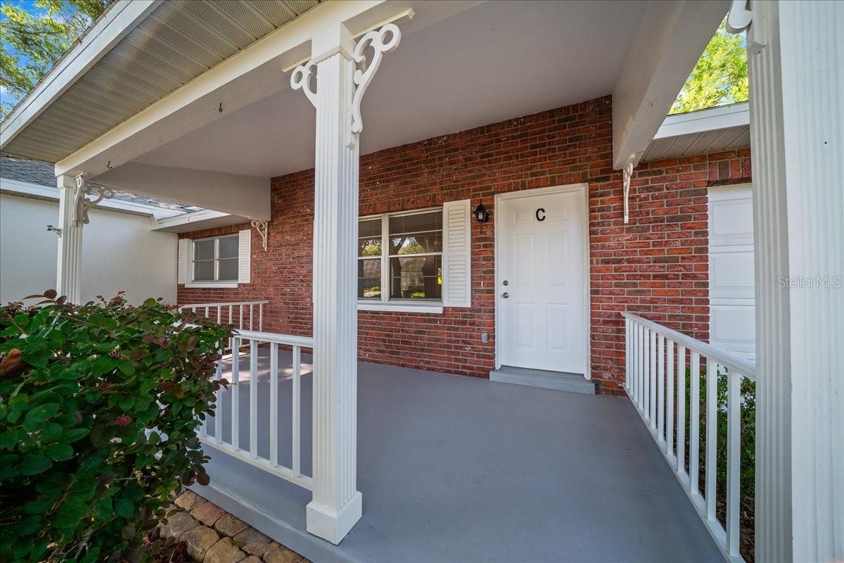 CIRCLE SQUARE WOODS - Residential