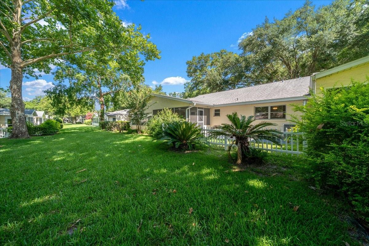 CIRCLE SQUARE WOODS - Residential