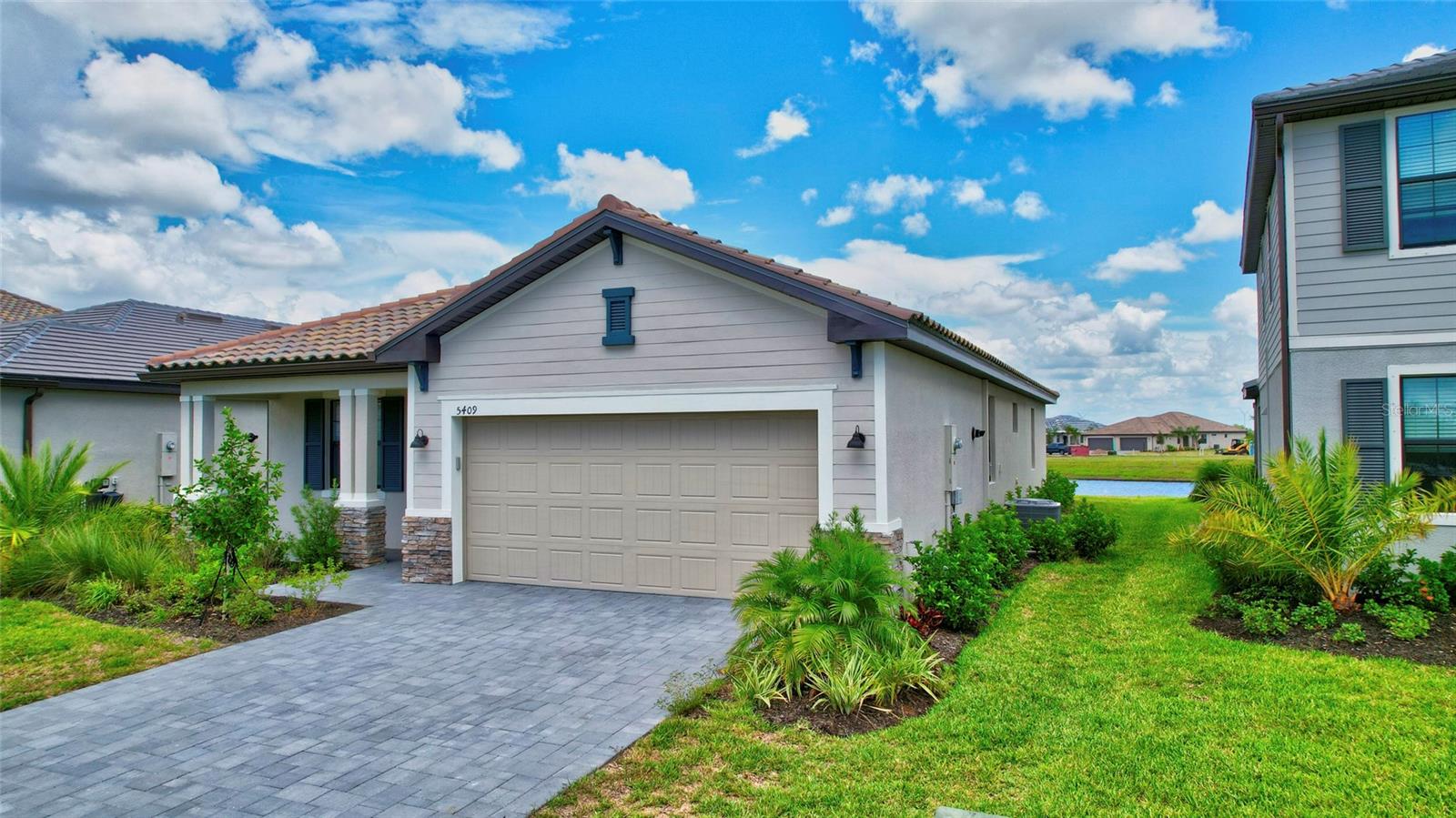 LORRAINE LAKES PH IIA - Residential Lease