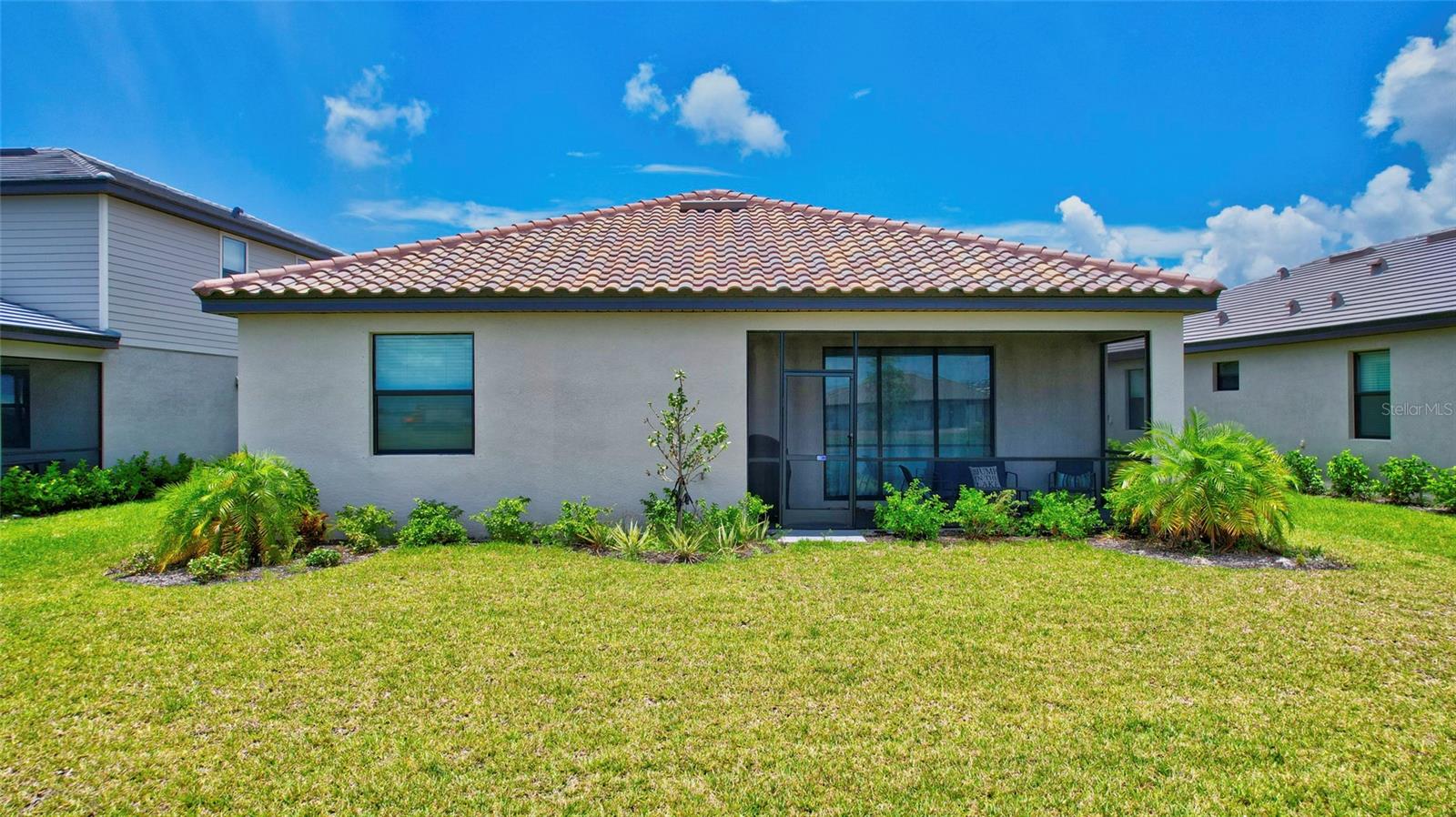 LORRAINE LAKES PH IIA - Residential Lease