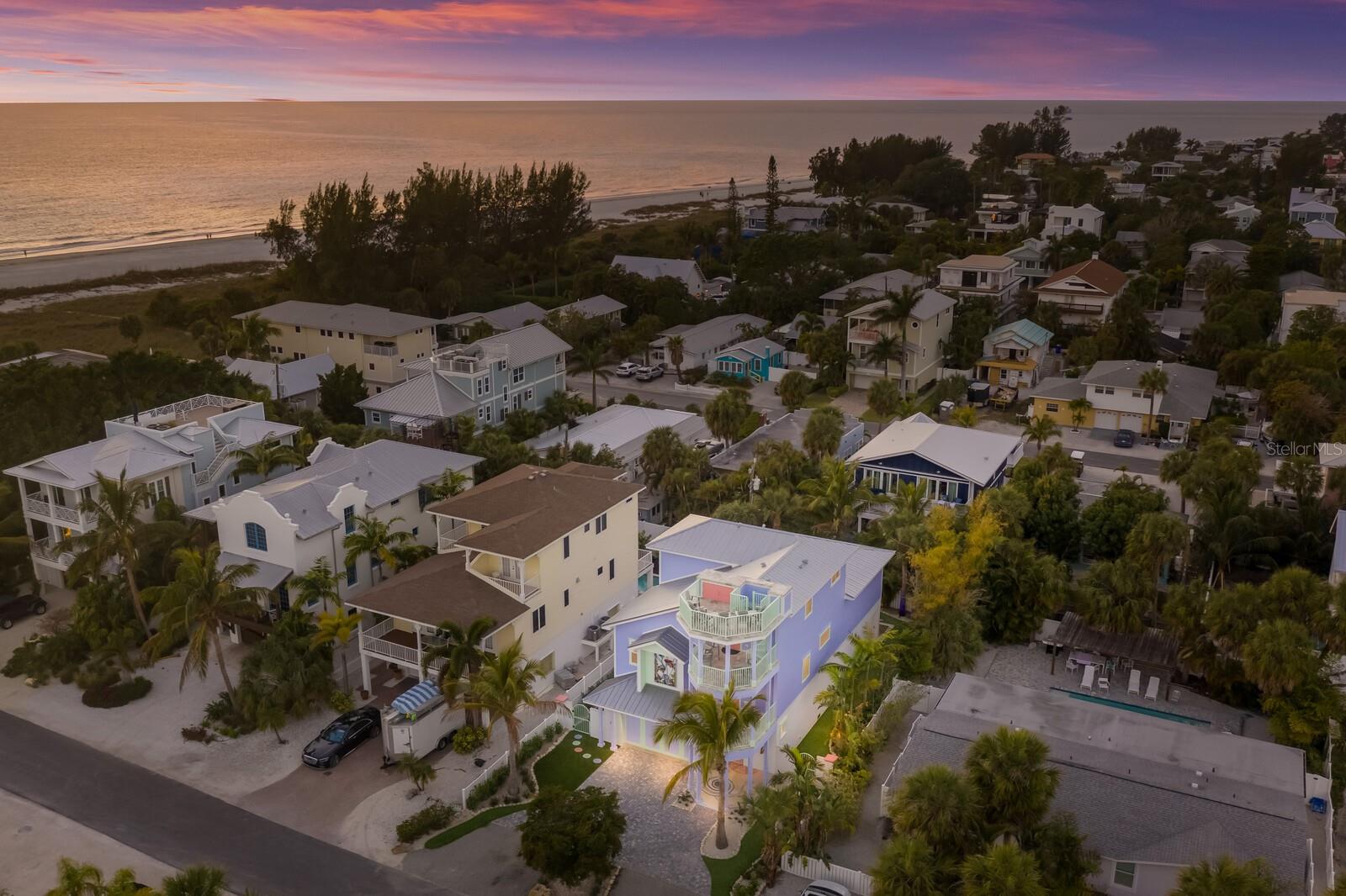 ANNA MARIA BEACH - Residential