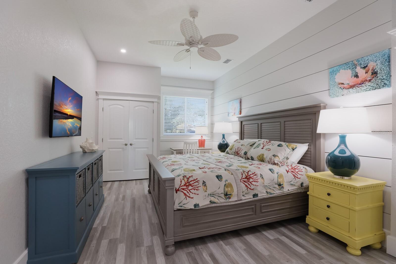 ANNA MARIA BEACH - Residential