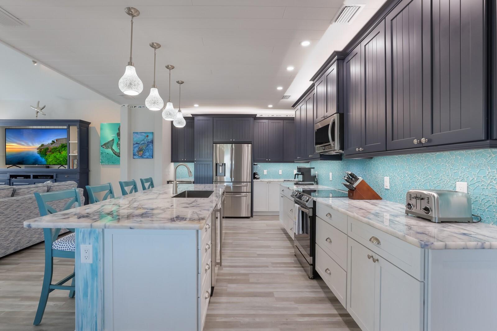 ANNA MARIA BEACH - Residential