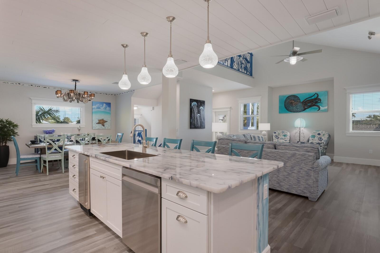 ANNA MARIA BEACH - Residential