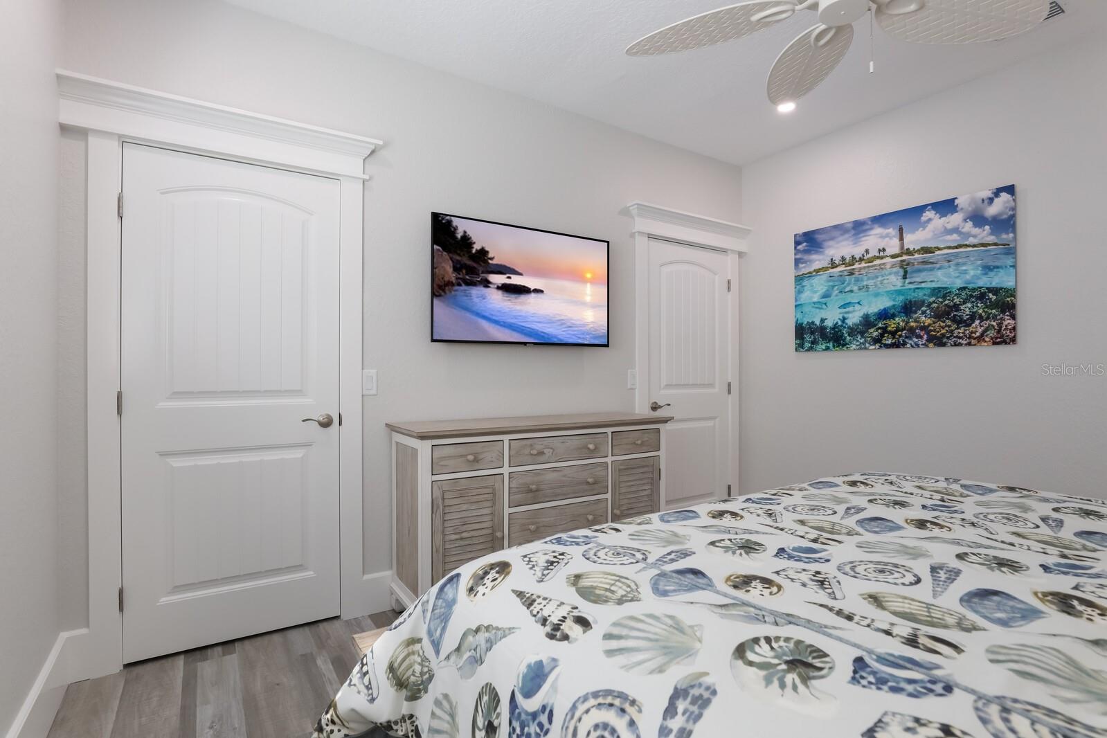 ANNA MARIA BEACH - Residential